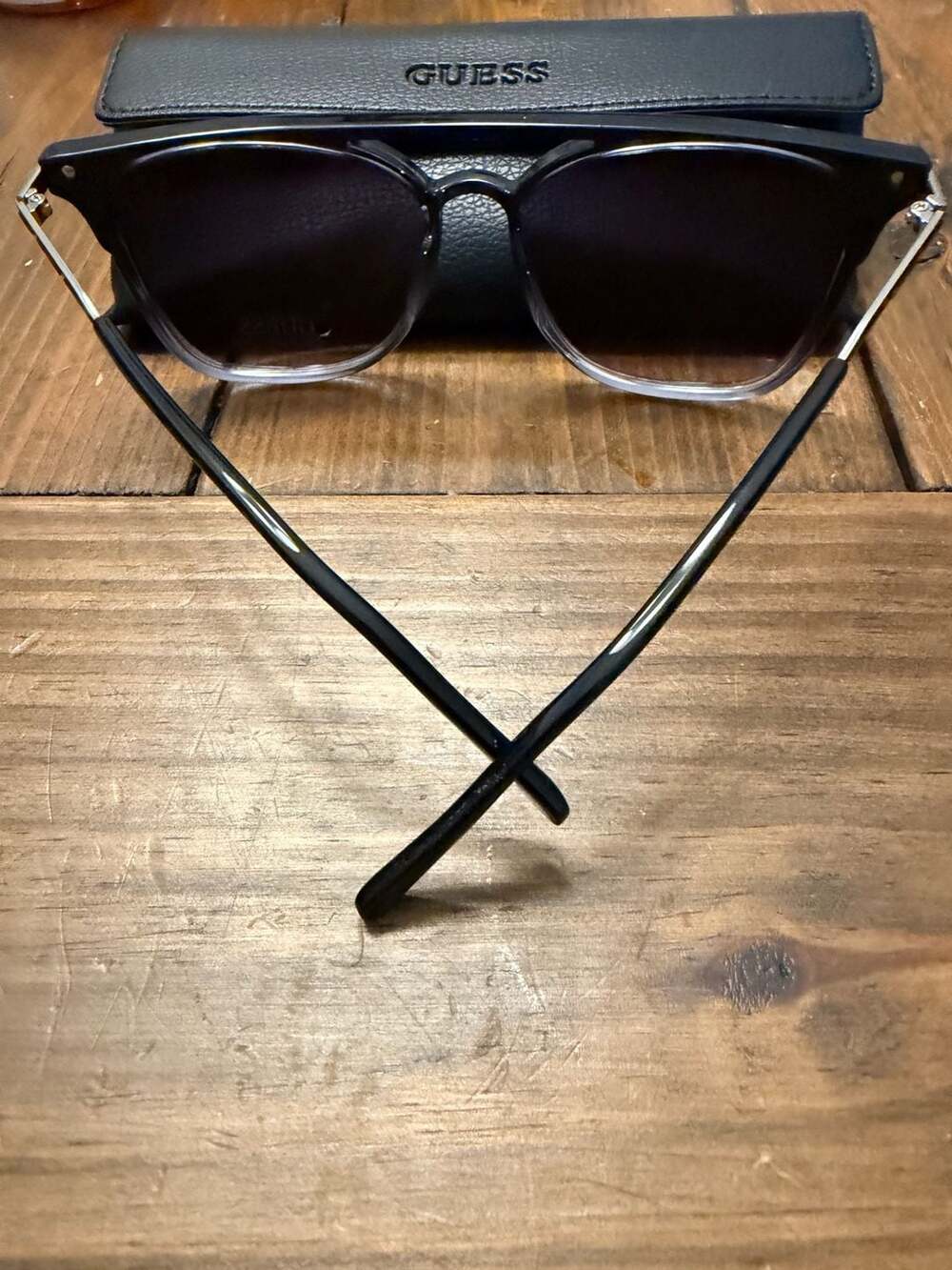 GUESS GF5077 Adult Sunglasses Guess - Perfumes Club - Picture 6 of 6